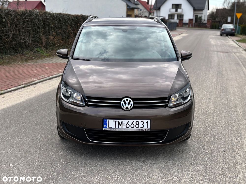 Volkswagen Touran - 4
