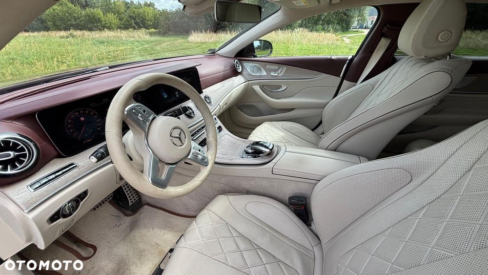 Mercedes-Benz CLS - 6