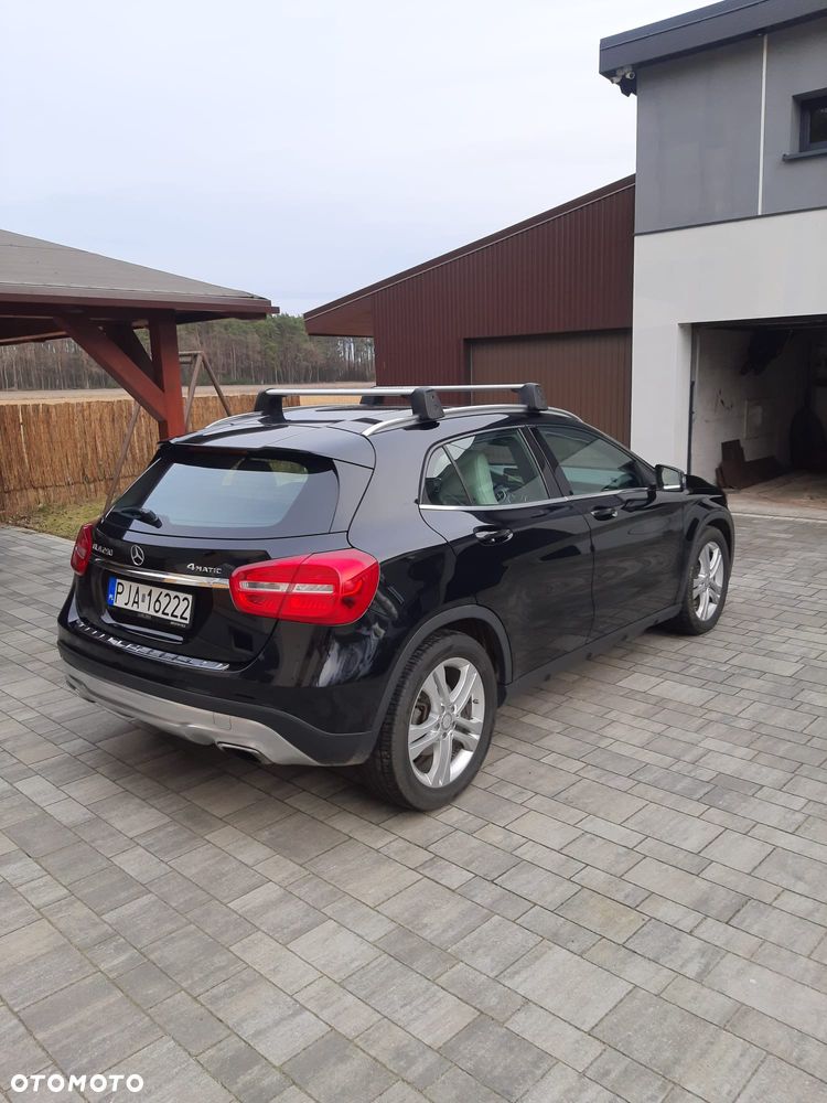 Mercedes-Benz GLA - 5