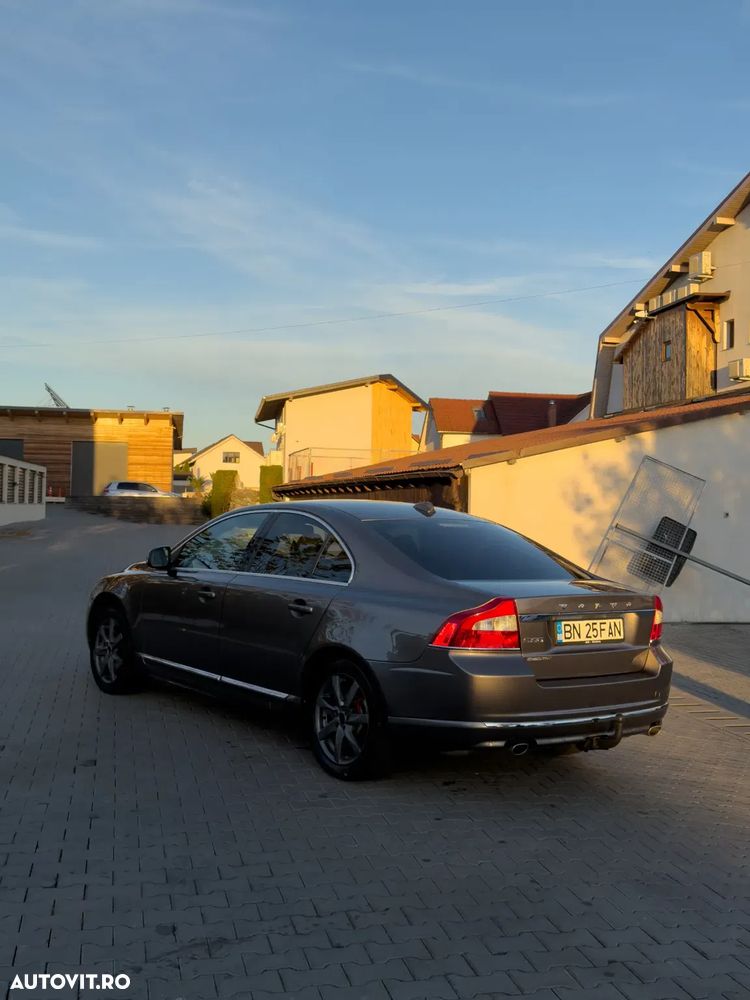 Volvo S80 D5 Momentum - 10