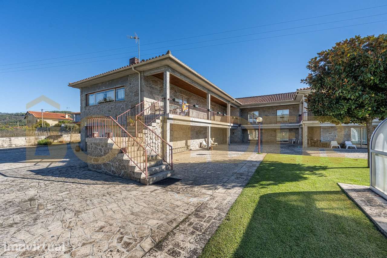 Quinta T5 com Piscina Coberta em Fonte Arcada - Grande imagem: 2/60