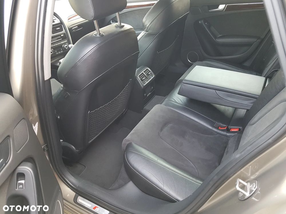 Audi A4 Avant - 16