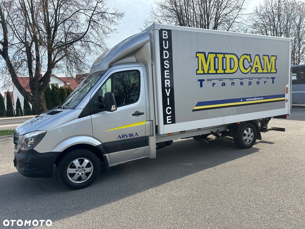 Mercedes-Benz Sprinter - 16