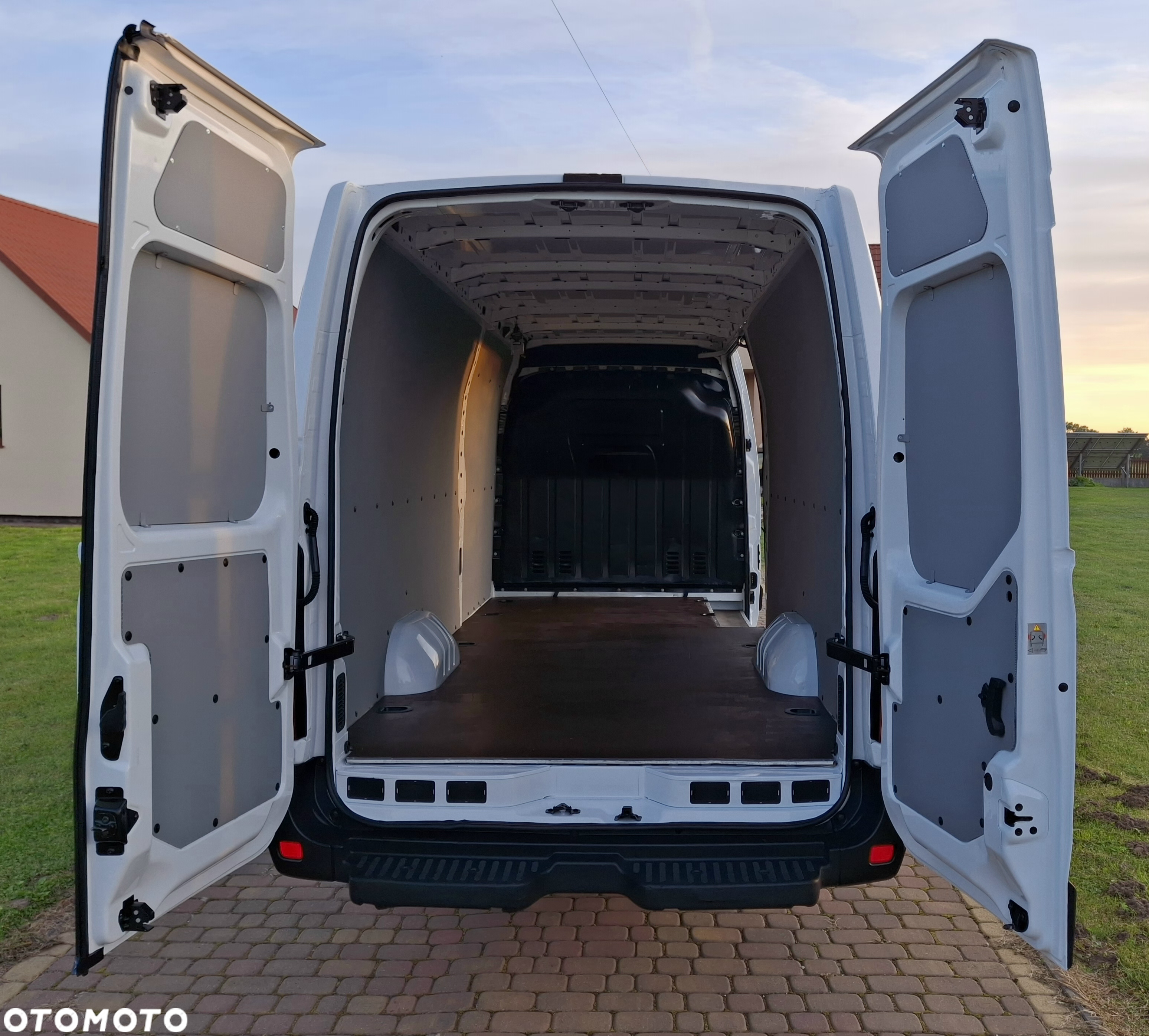 Opel Movano - 31