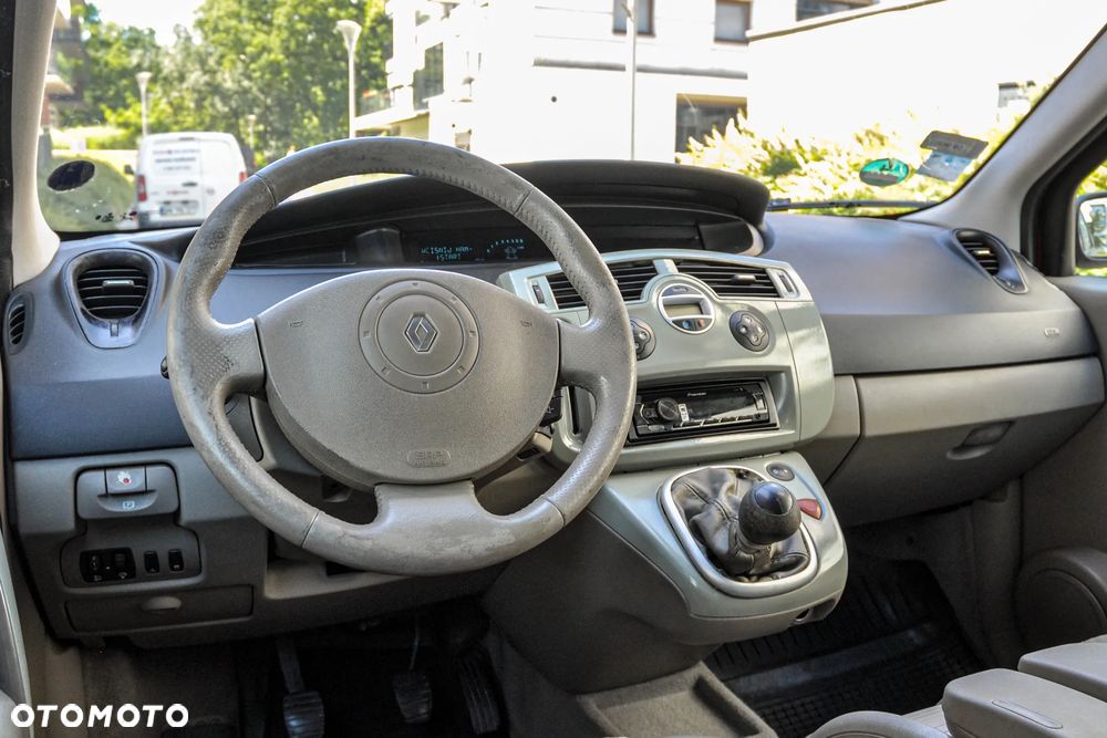 Renault Scenic - 9