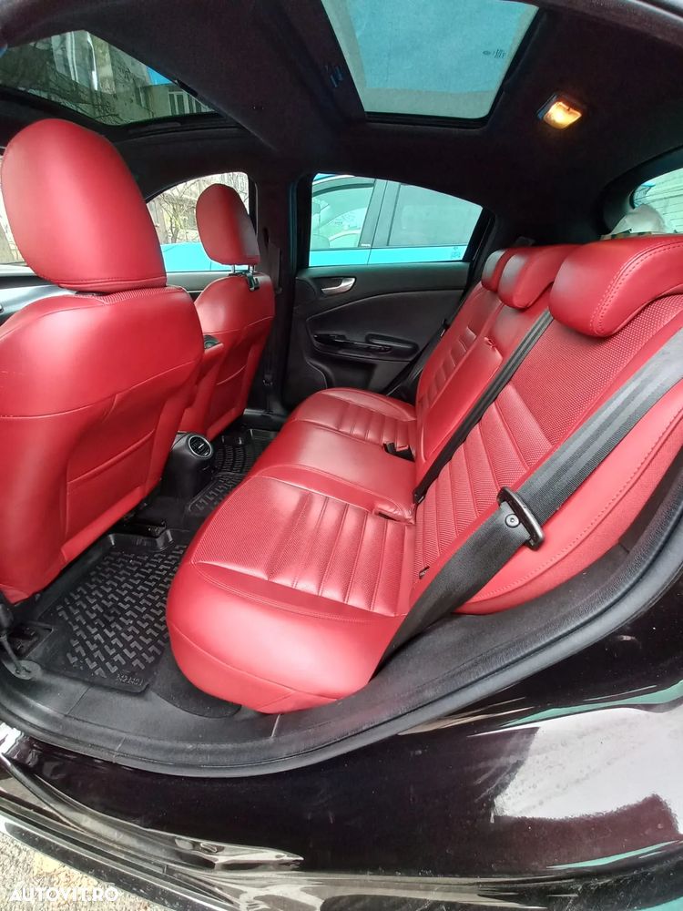 Alfa Romeo Giulietta 2.0 Mjet Distinctive - 5