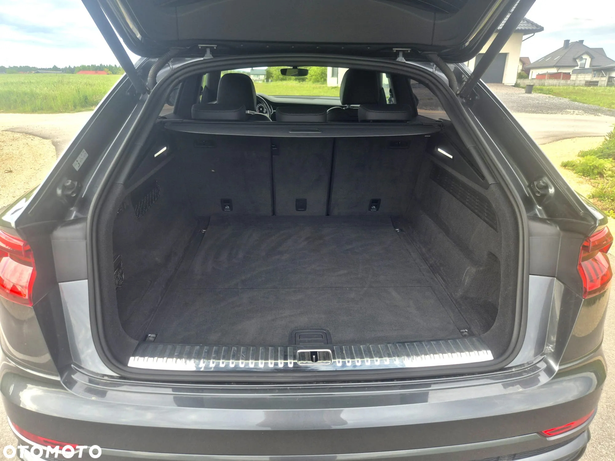 Audi Q8 - 9