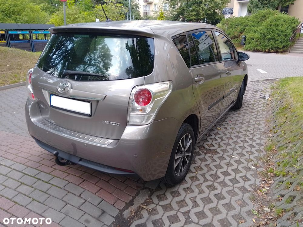 Toyota Verso 1.6 D-4D Active 7os EU6 - 2