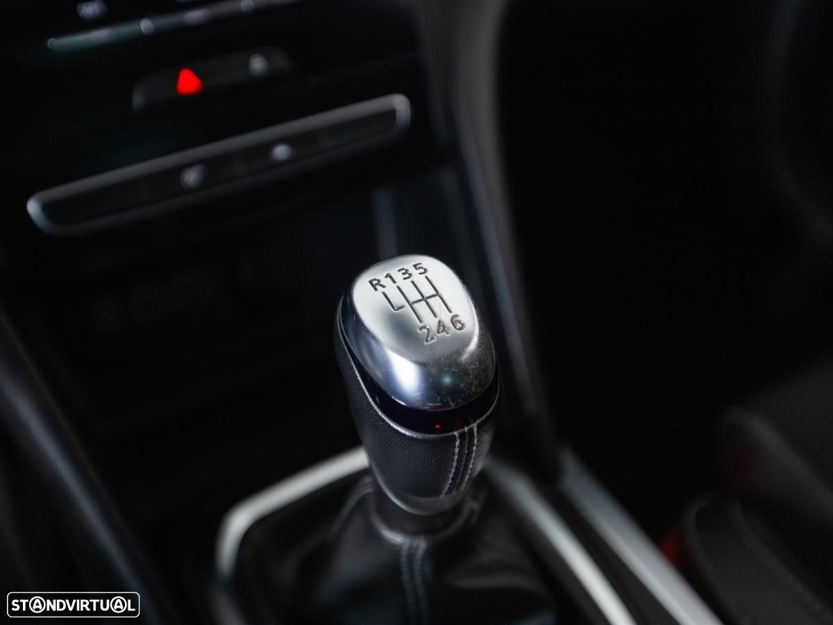 Renault Mégane Sport Tourer 1.5 Blue dCi Intens - 19