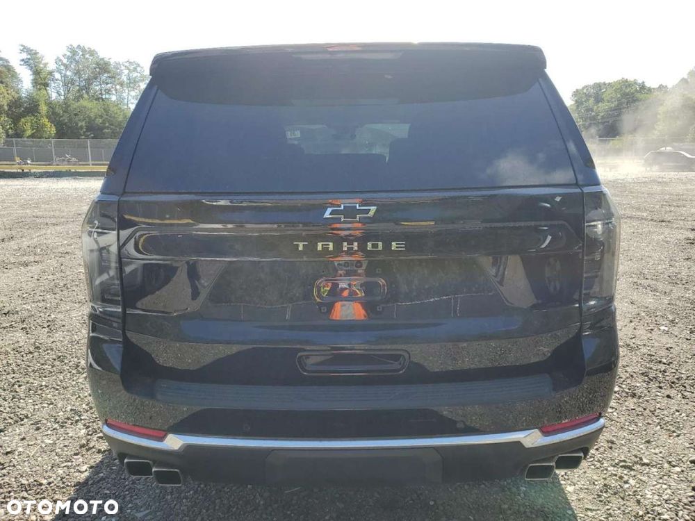 Chevrolet Tahoe - 12