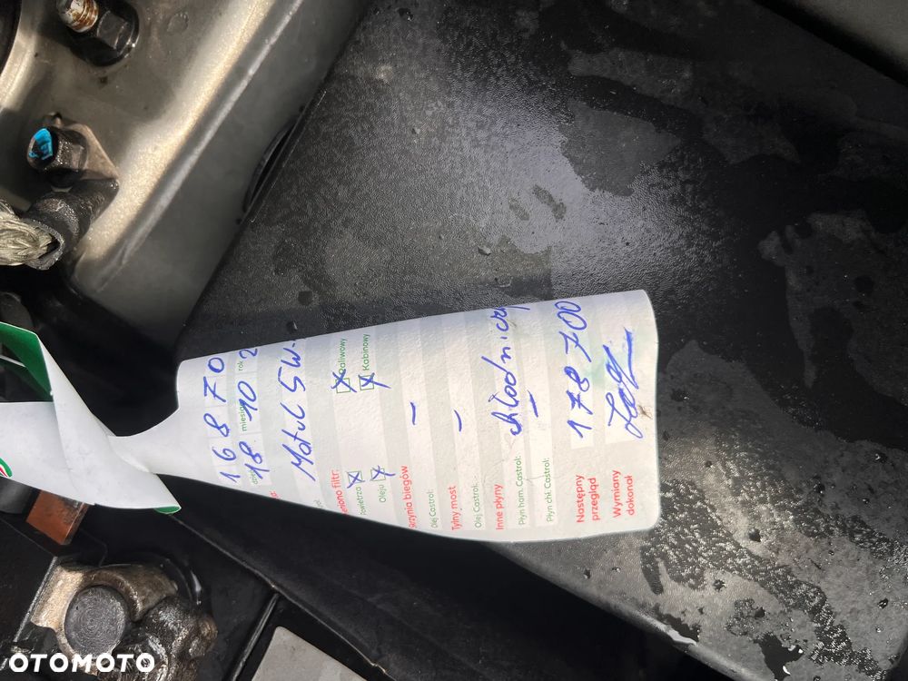 Kia Carens 1.7 CRDi Spirit - 31