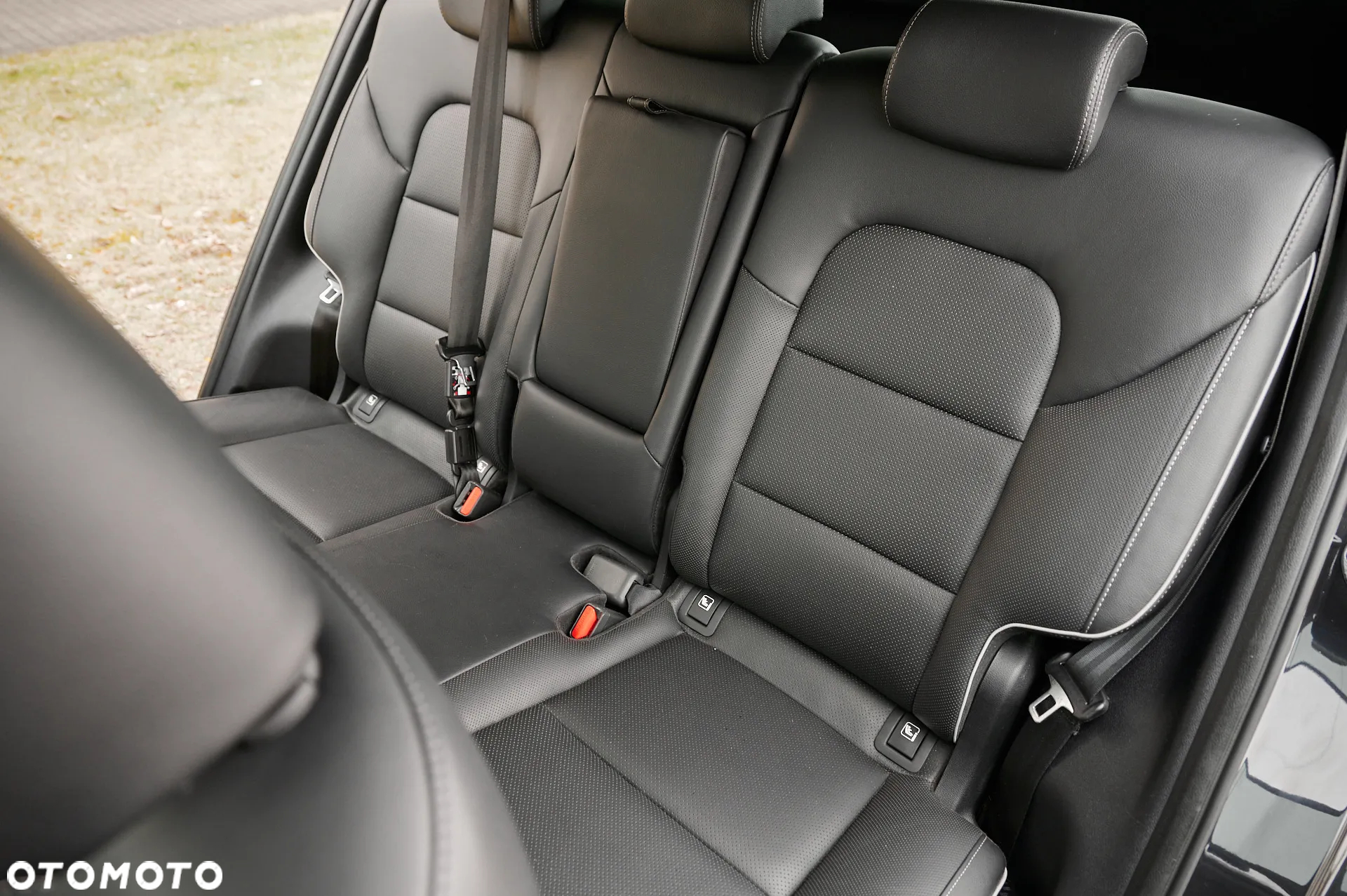 Kia Sportage 1.6 T-GDI 2WD DCT Black Edition - 20