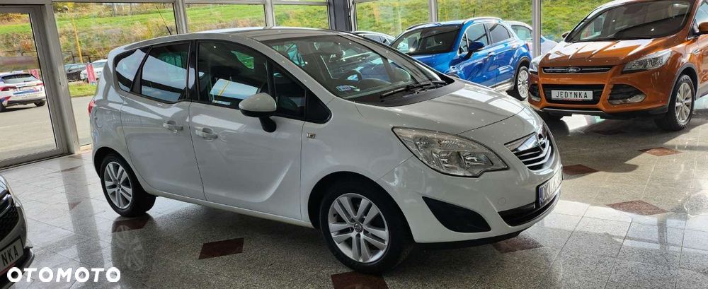 Opel Meriva - 12
