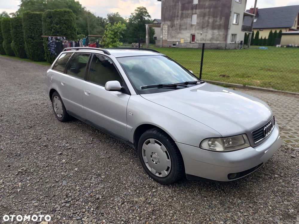 Audi A4 Avant - 1
