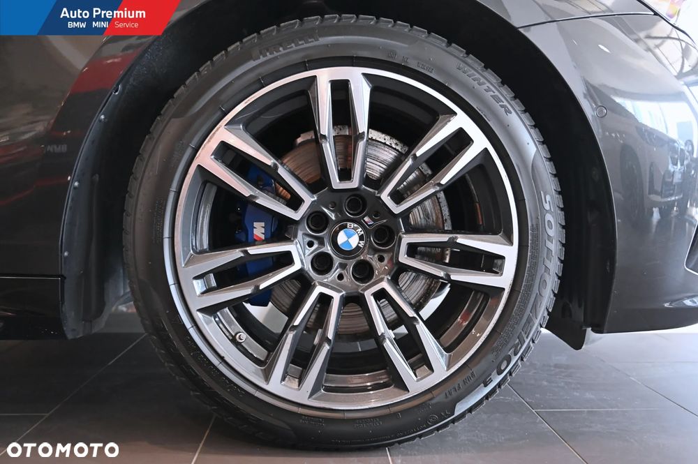 BMW Seria 5 520i mHEV - 24