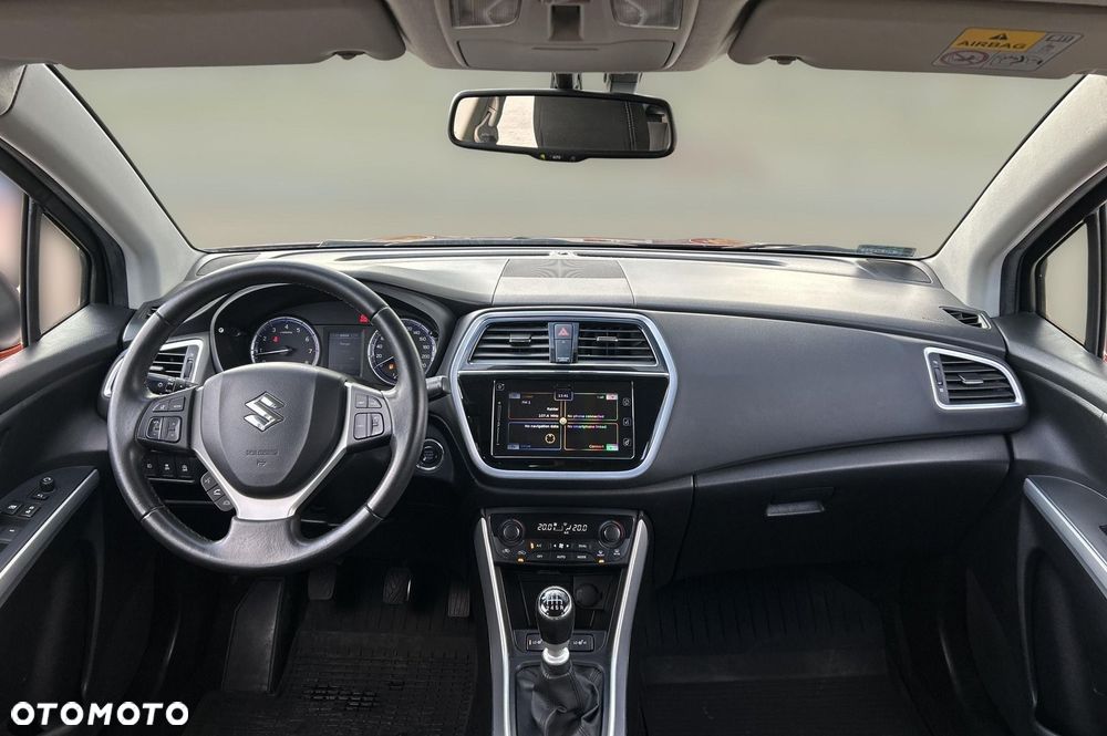 Suzuki SX4 S-Cross 1.4 T Premium 4WD - 10