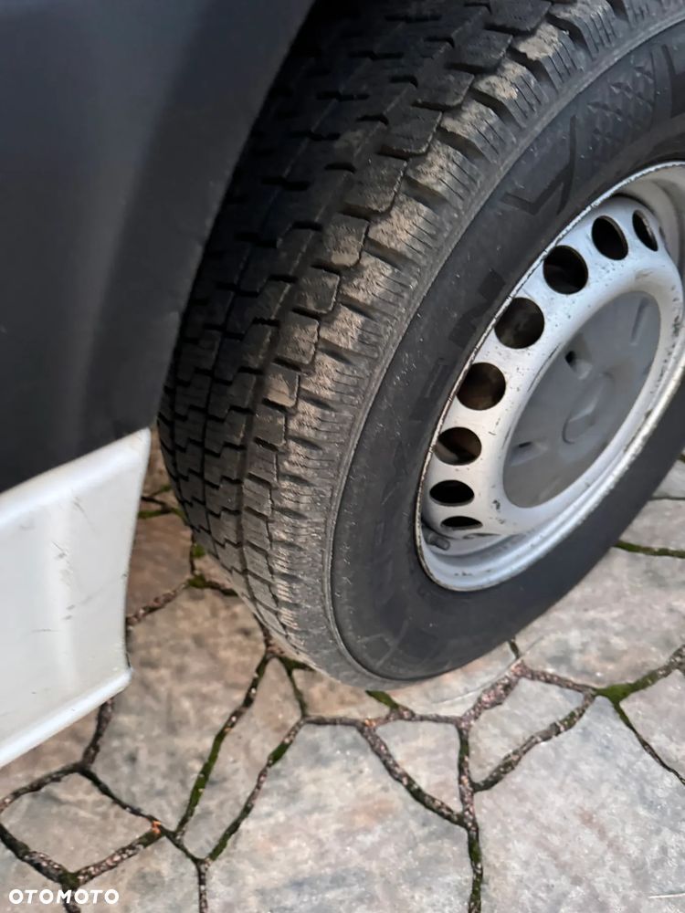 Mercedes-Benz Sprinter - 18