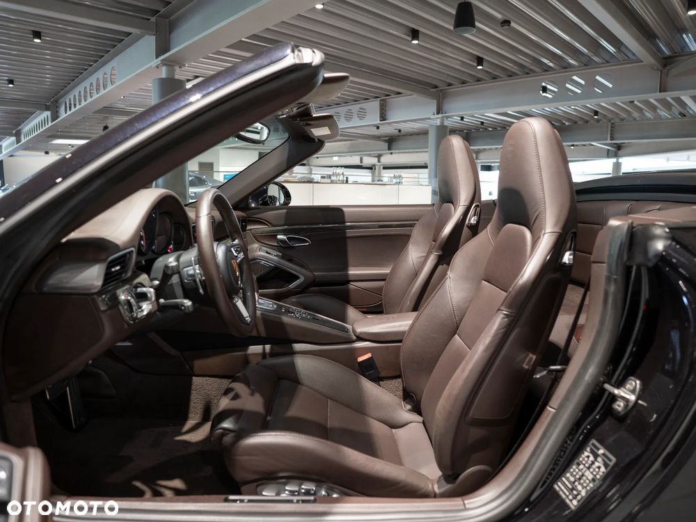 Porsche 911 - 35
