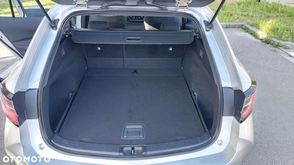 Toyota Corolla 1.8 Hybrid GPF Comfort - 12