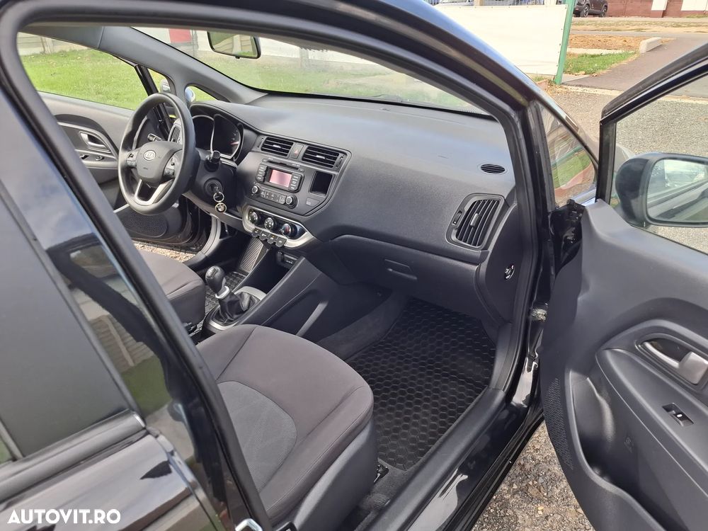 Kia Rio 1.1 CRDI Spirit - 8