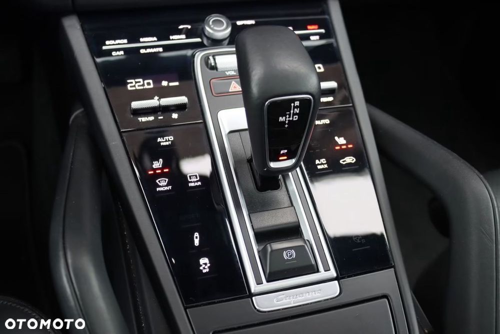Porsche Cayenne Platinum Edition - 15