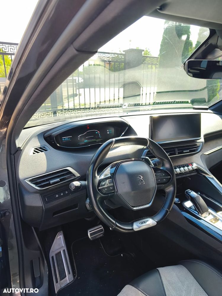 Peugeot 3008 PHEV 300 EAT8 4X4 GT - 11