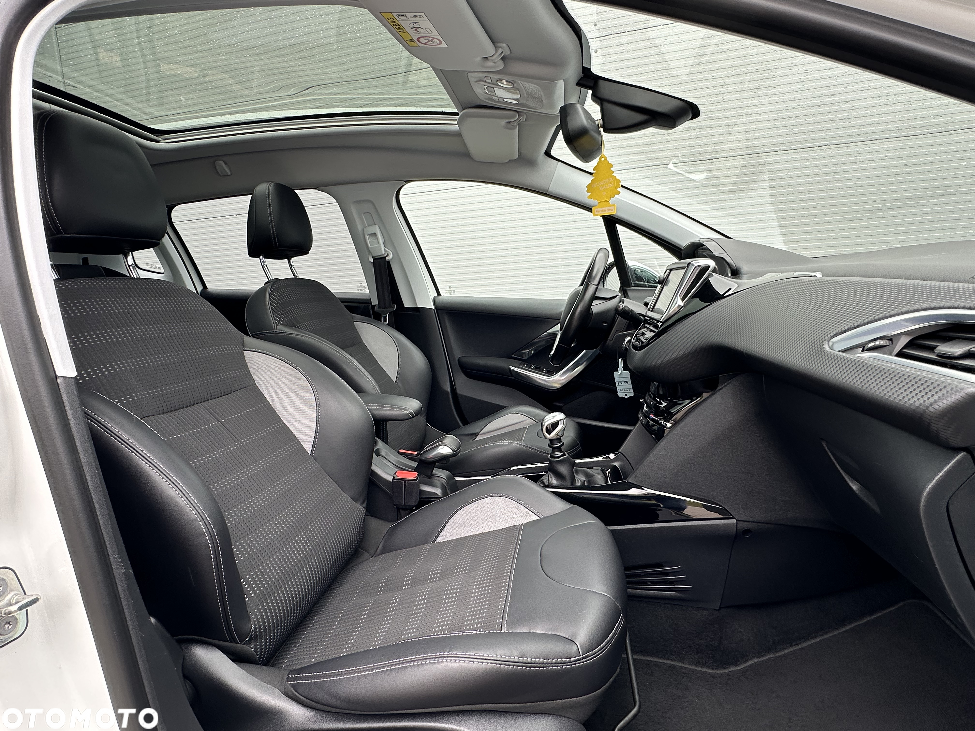 Peugeot 2008 1.6 BlueHDi Allure - 9