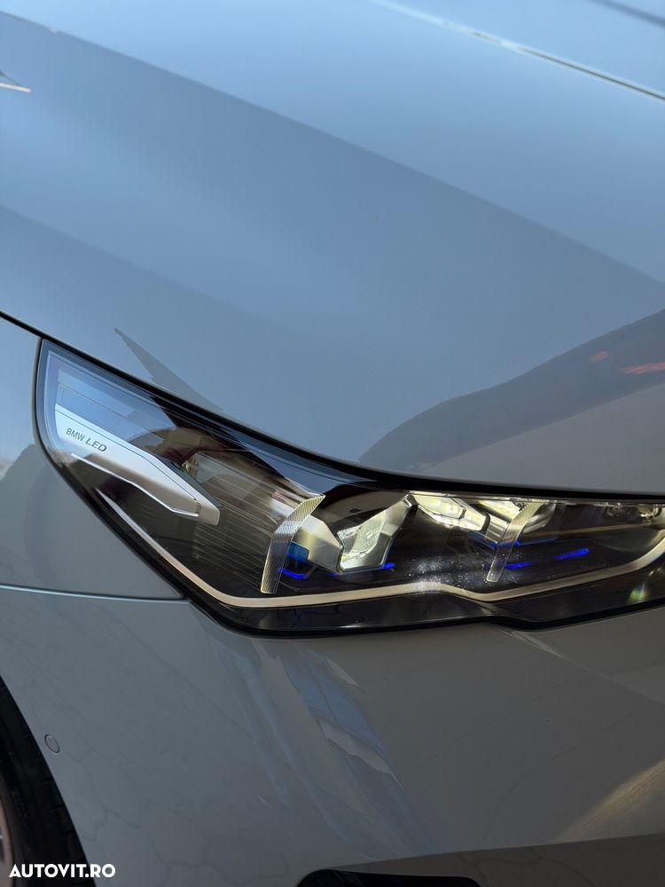 BMW Seria 5 520i Aut. - 33