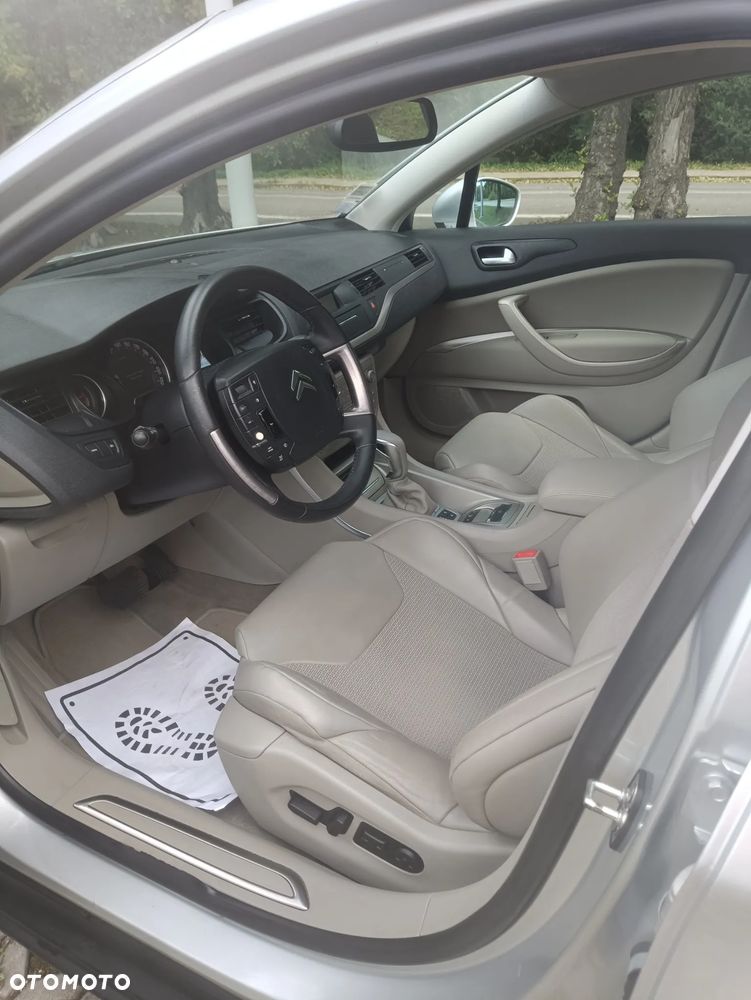 Citroën C5 HDi 165 FAP Exclusive - 8