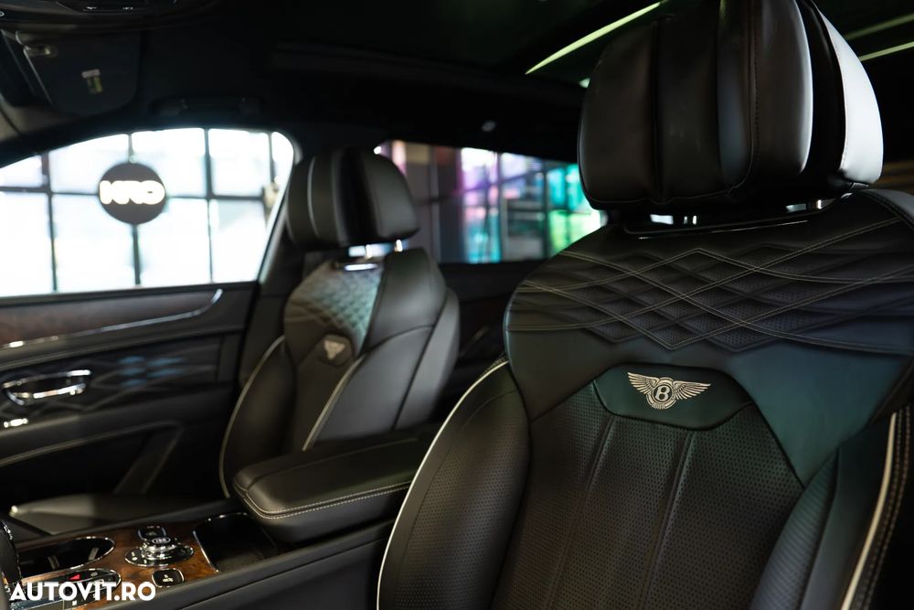 Bentley Bentayga Azure - 7
