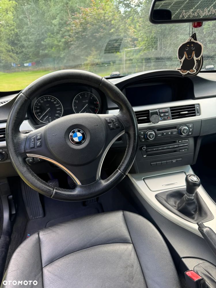 BMW Seria 3 320i Edition Exclusive - 15