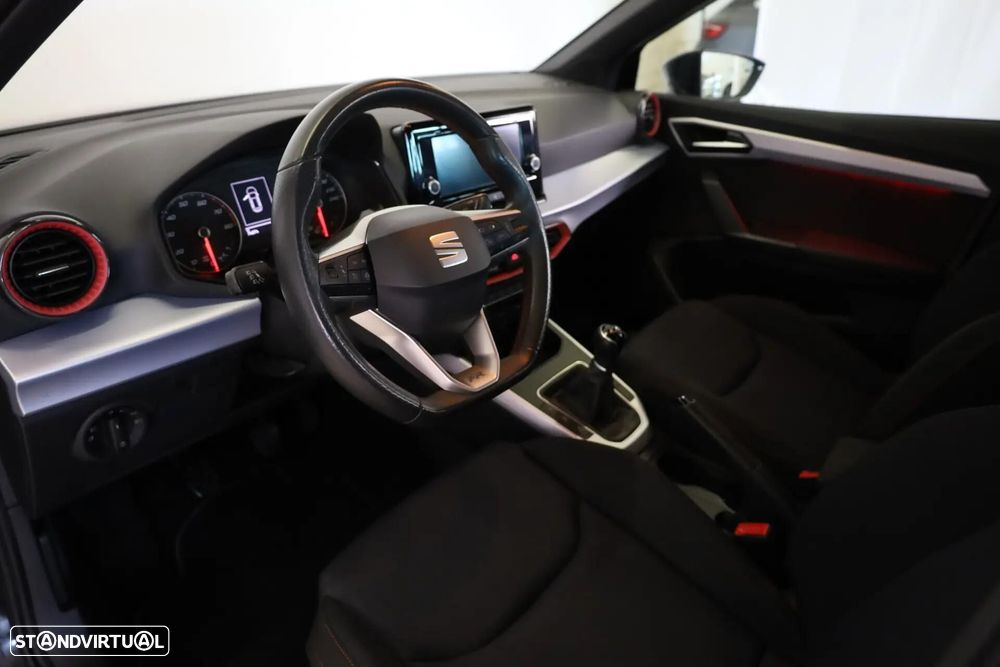 SEAT Arona 1.0 TSI FR - 32