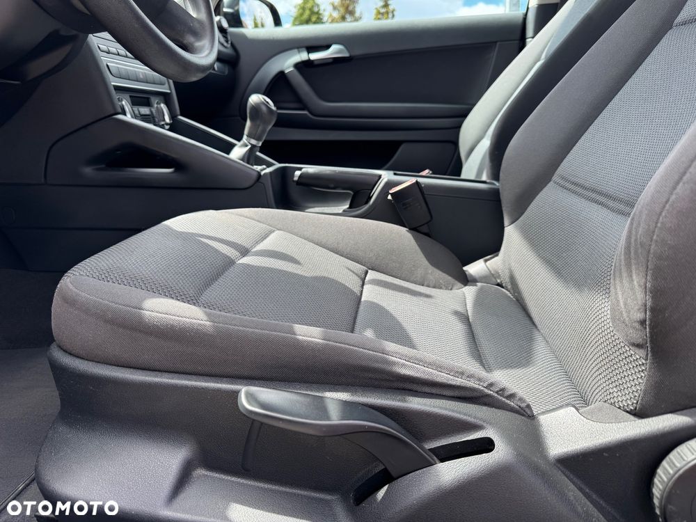Audi A3 3-drzwiowe 2.0 TDI Attraction - 39