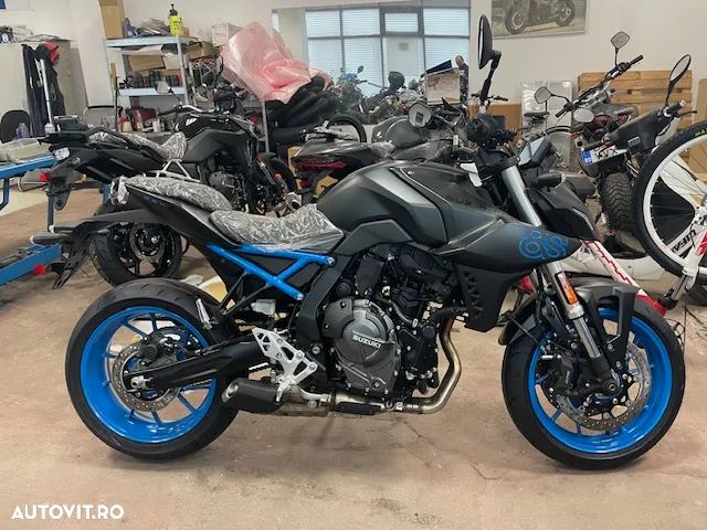Suzuki GSX-8S - 1