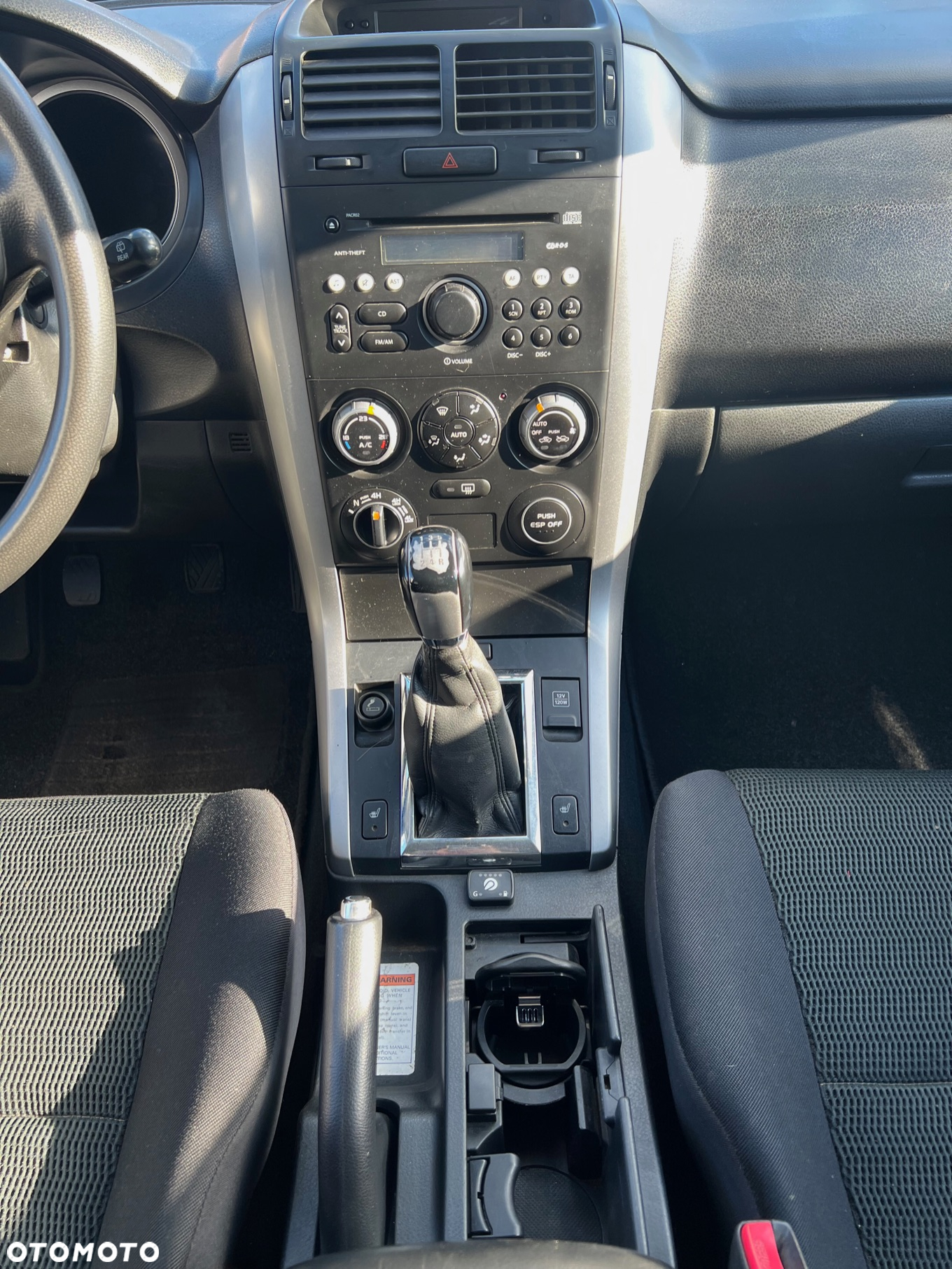 Suzuki Grand Vitara 2.0 - 14