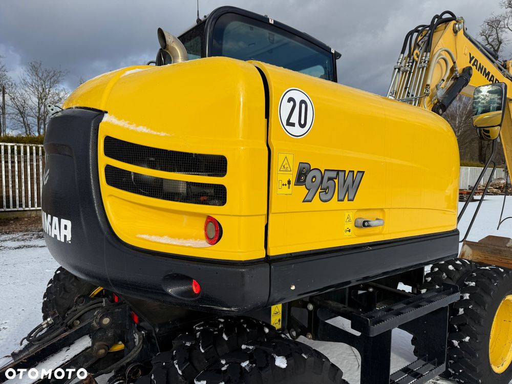 Yanmar Koparka kołowa B95W - 29