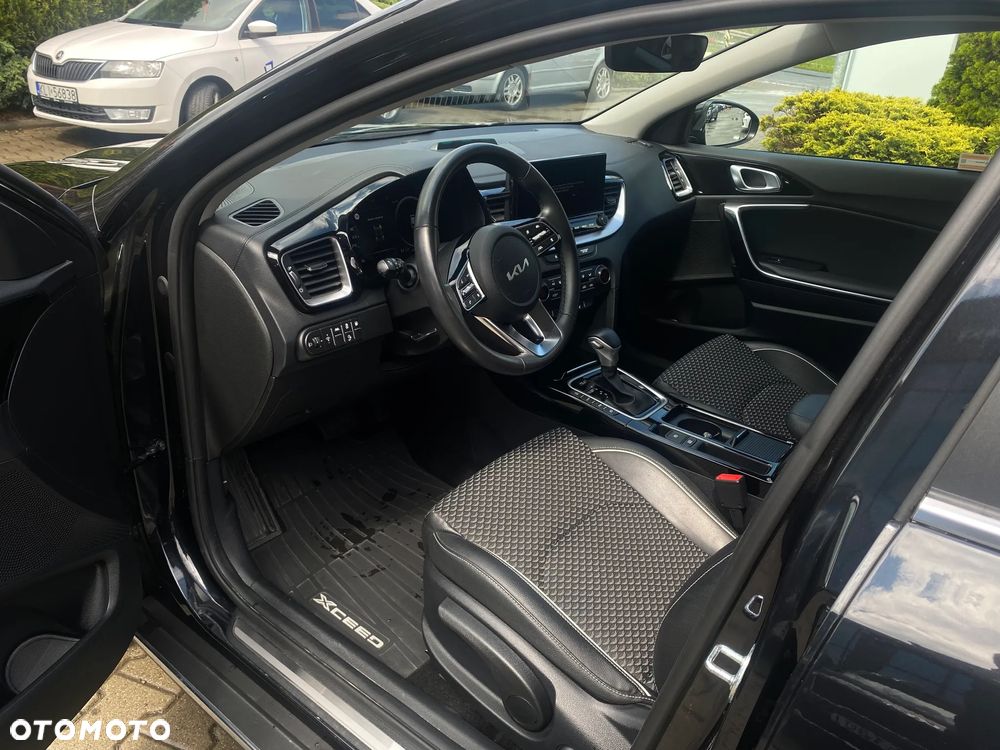 Kia XCeed ver-1-6-gdi-phev-business-line-dct - 10