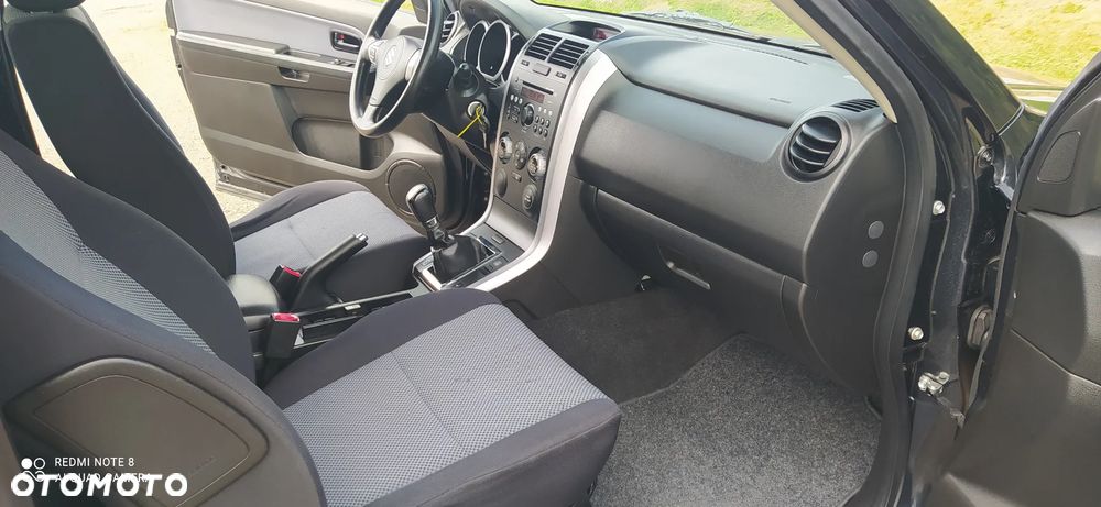 Suzuki Grand Vitara 1.6 Club - 15