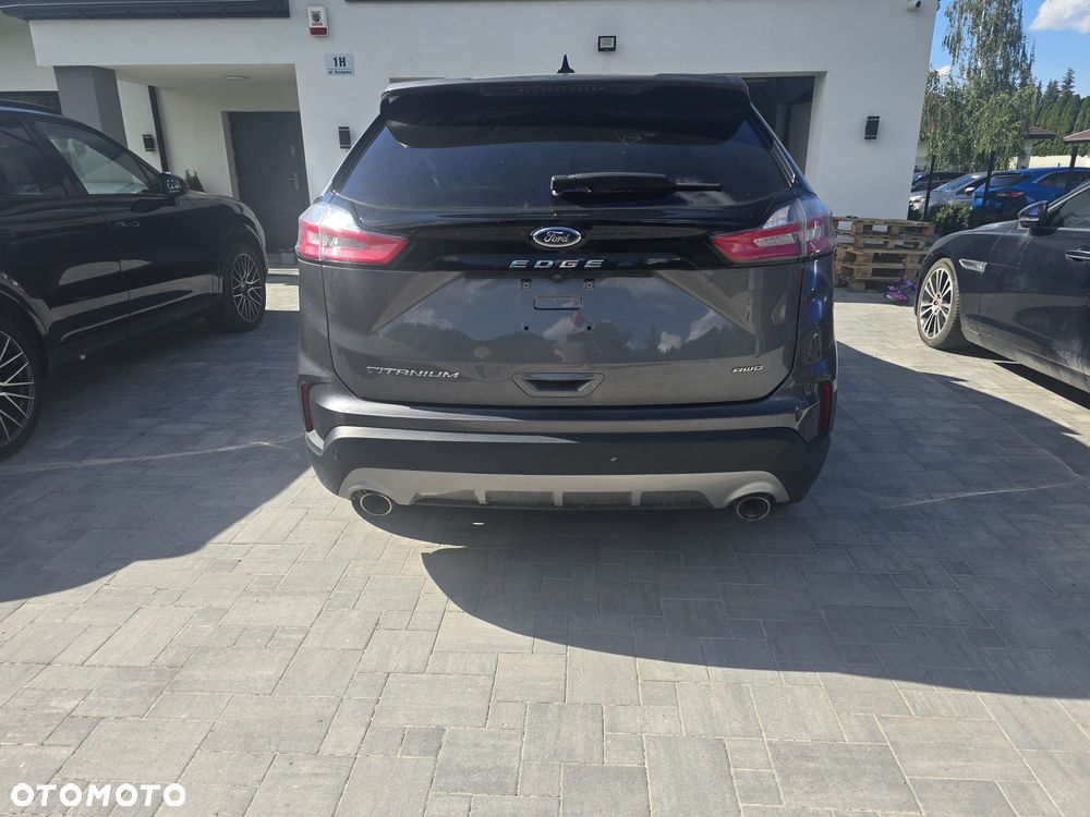 Ford Edge - 5