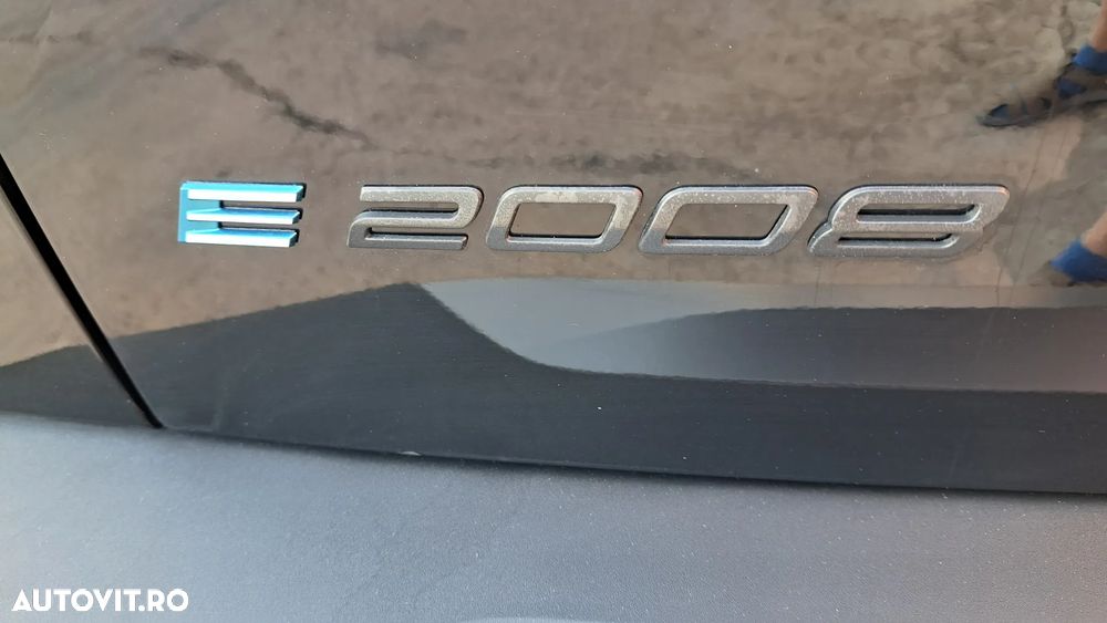 Peugeot 2008 136 Active - 7