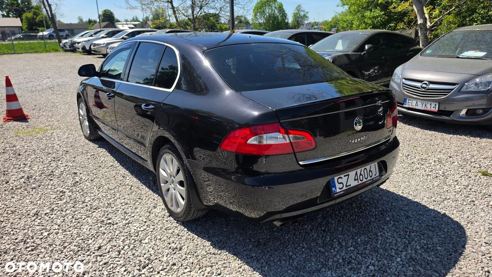 Skoda Superb 2.0 TSI Business DSG - 5