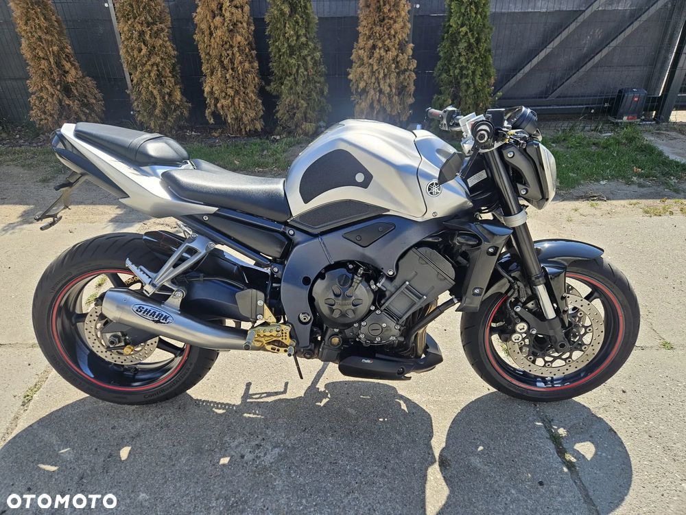 Yamaha FZ - 2