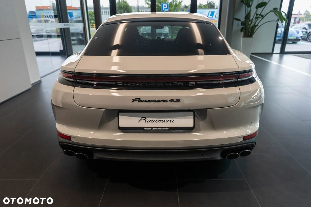 Porsche Panamera - 6