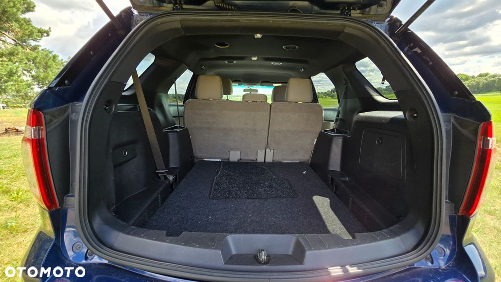 Ford Explorer - 6