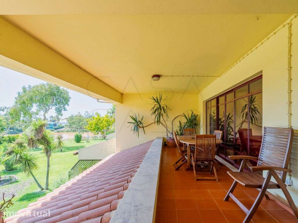 Apartamento T2+1 com Terraço Coberto e Vista para Lago e Piscina | ... - Grande imagem: 3/25