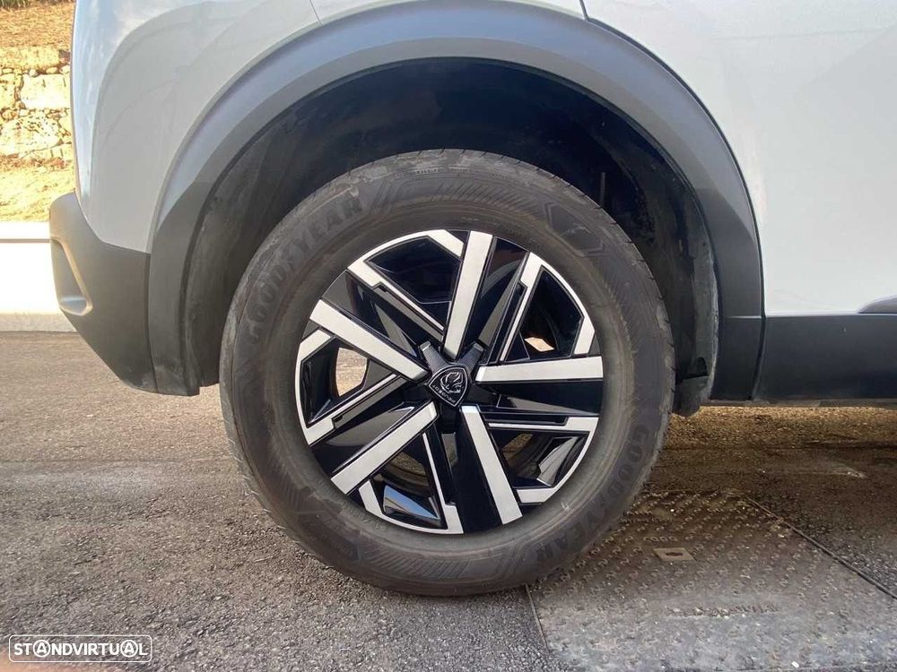 Peugeot 2008 - 17