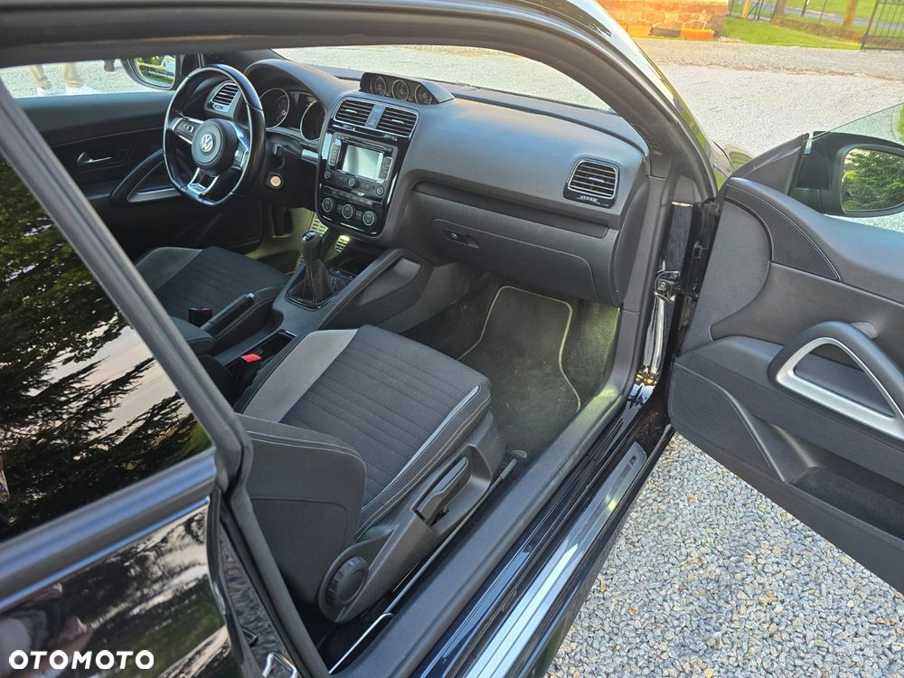 Volkswagen Scirocco 2.0 TSI BMT - 12