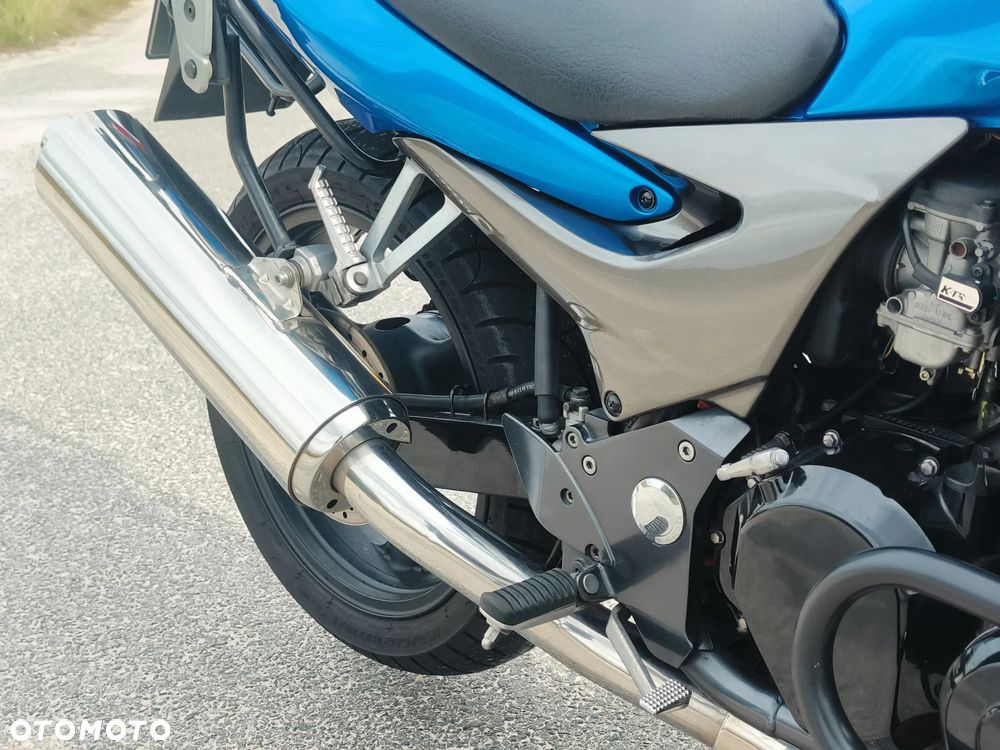 Kawasaki ZR - 36