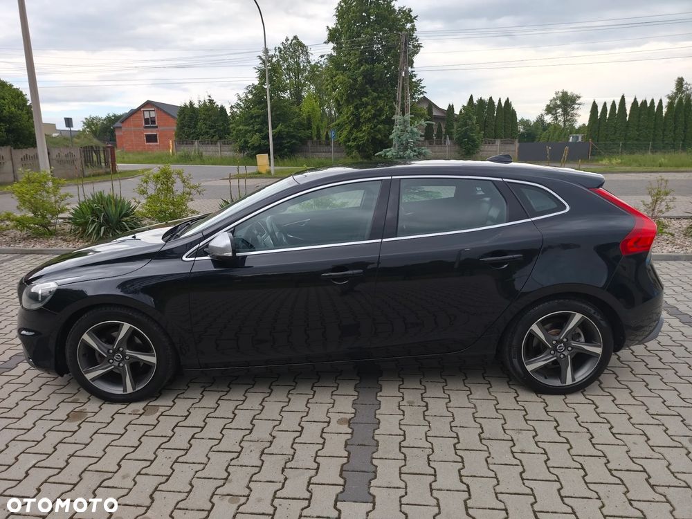 Volvo V40 D2 R Design - 2