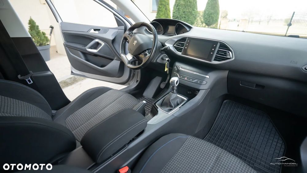 Peugeot 308 PureTech 110 Stop & Start Style - 22